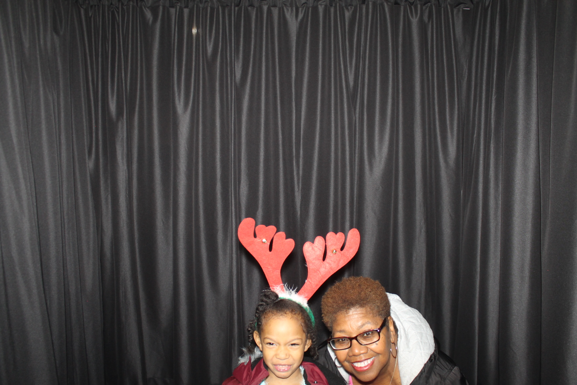 St Monica's Christmas Party 2018 | View more photos from the event at gallery.photoboothcincy.com/u/PhotoBoothCincy/St-Monicas-Christmas-Party-2018